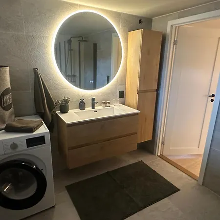 Lägenhet Charming Nordic Basement